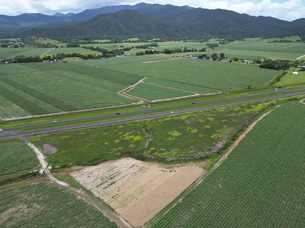 Feluga  7.5 acres of Opportunity Awaits !!!