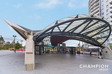 Castle Hill 2 Bedroom Wonderful 2 Bedroom 2 Bathroom Apartment with 2 aspect balconies!! On the top of the Metro Station! Castle Tower shopping centre just crosse road!