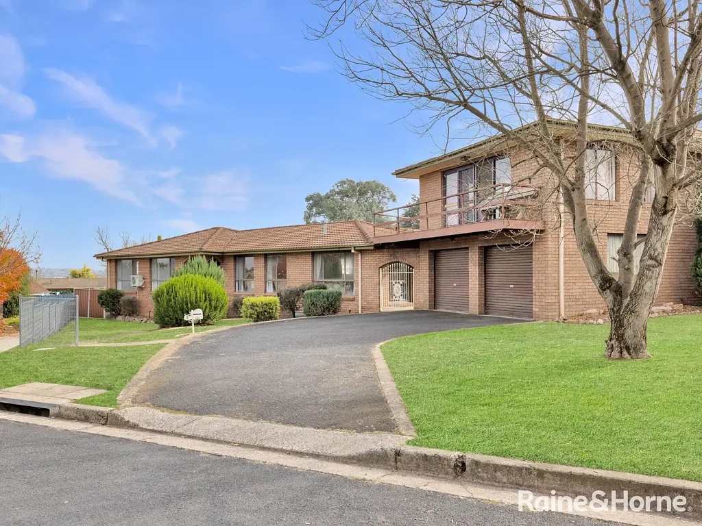 Kelso 4房  VERSATILE FAMILY HOME