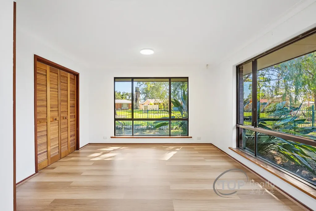 Thornlie 5chambre NEW PRICE! UPDATED SPACIOUS FAMILY HOME