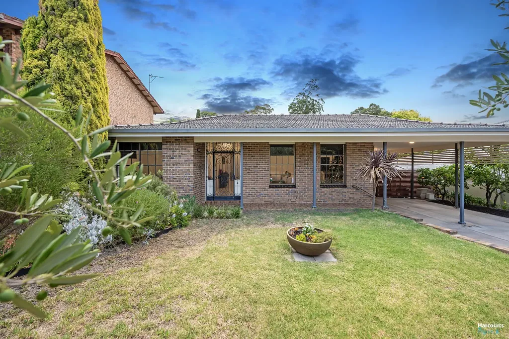 4 Green Gate Crescent, Beaumont, SA 5066