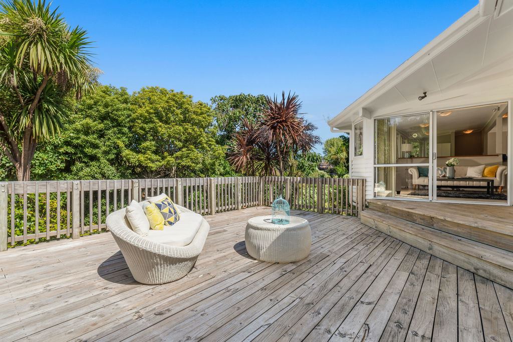 18 Evan Street, Belmont, Auckland - North Shore, 4 chambres, 0 salles de bain