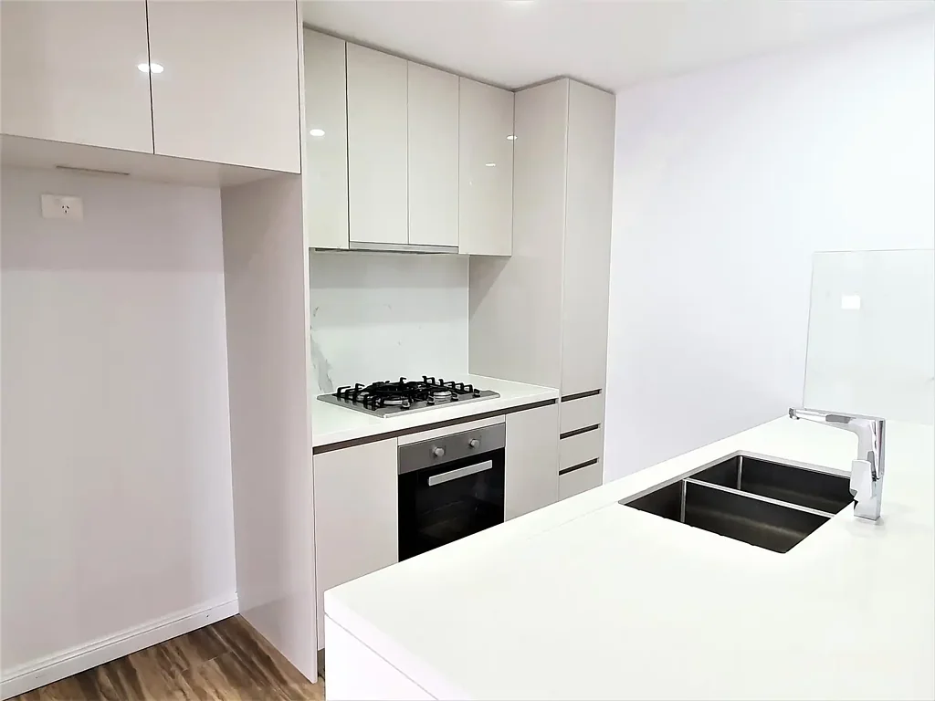 Spacious 2 bedroom in the sought after Botania Sydney Olympic Park
