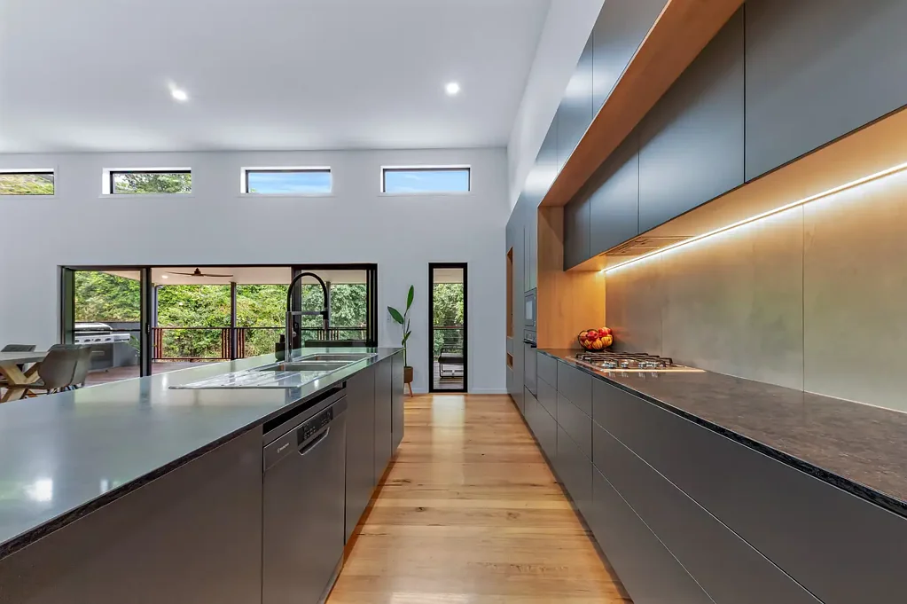 Cannonvale 4ਬੈੱਡਰੂਮ A seamless collaboration of inspired design and practical living.