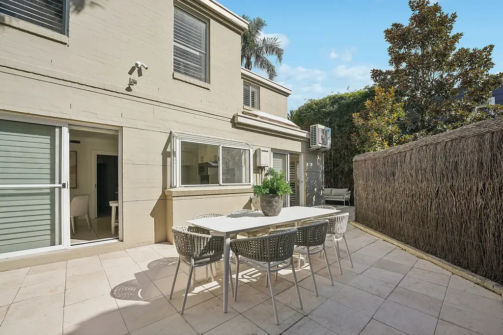 Bellevue Hill 3कमरा Private North West Facing Townhouse In Heart Of Leafy Eastern Suburbs