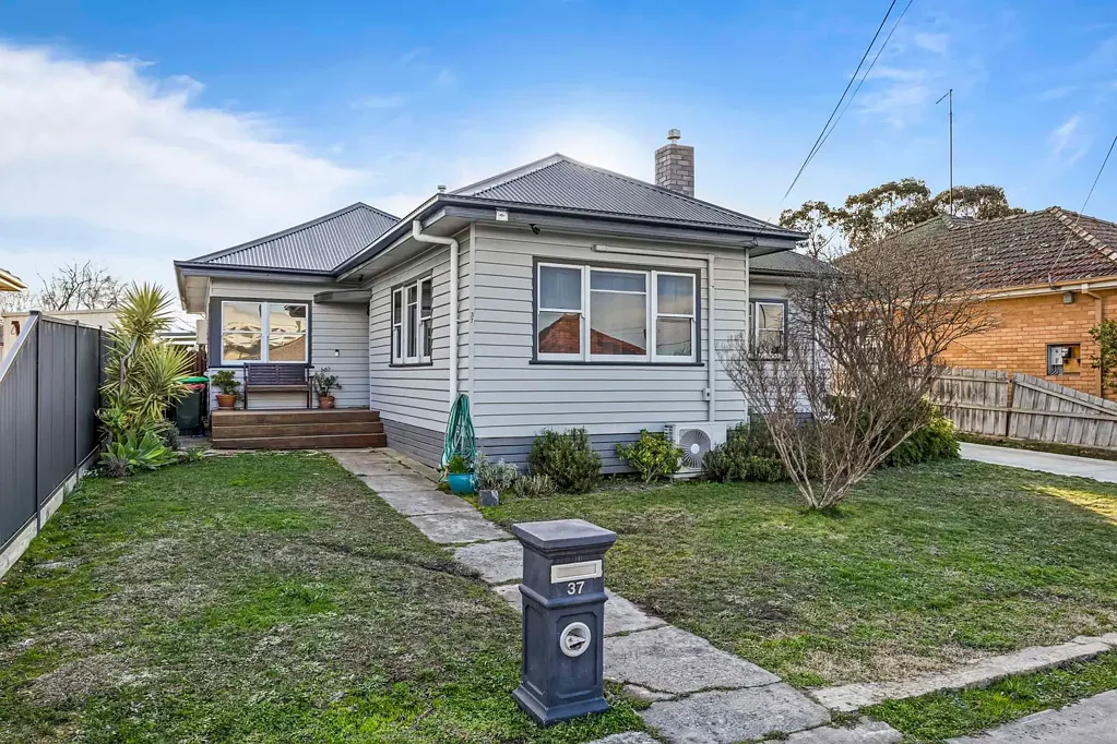 37 Brinkley Avenue, Wendouree, VIC 3355