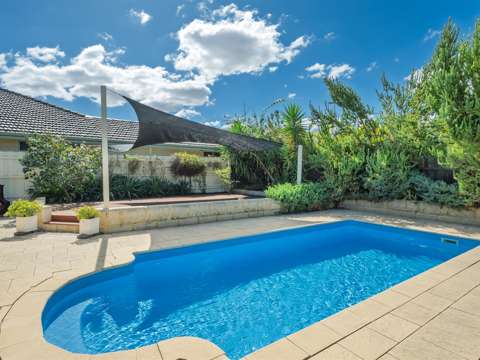 The Vines 4 Bedroom "Stunning Retreat: Your Dream Home in The Vines"