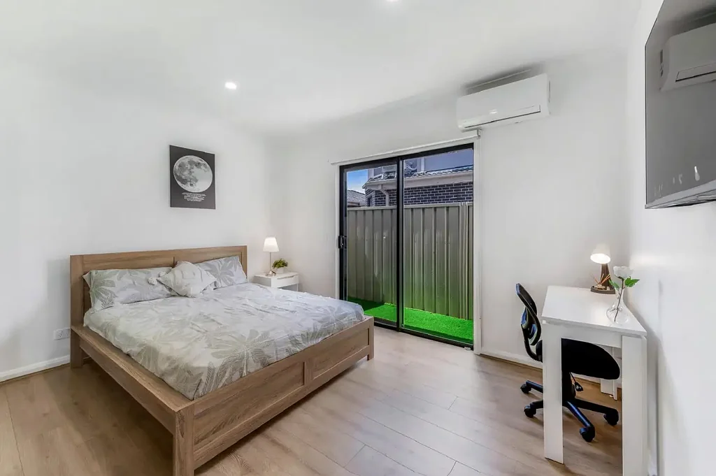 Private Ensuite Room with Courtyard - All utilities Included I From $350/week