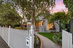 26 Coleridge Street, Elwood