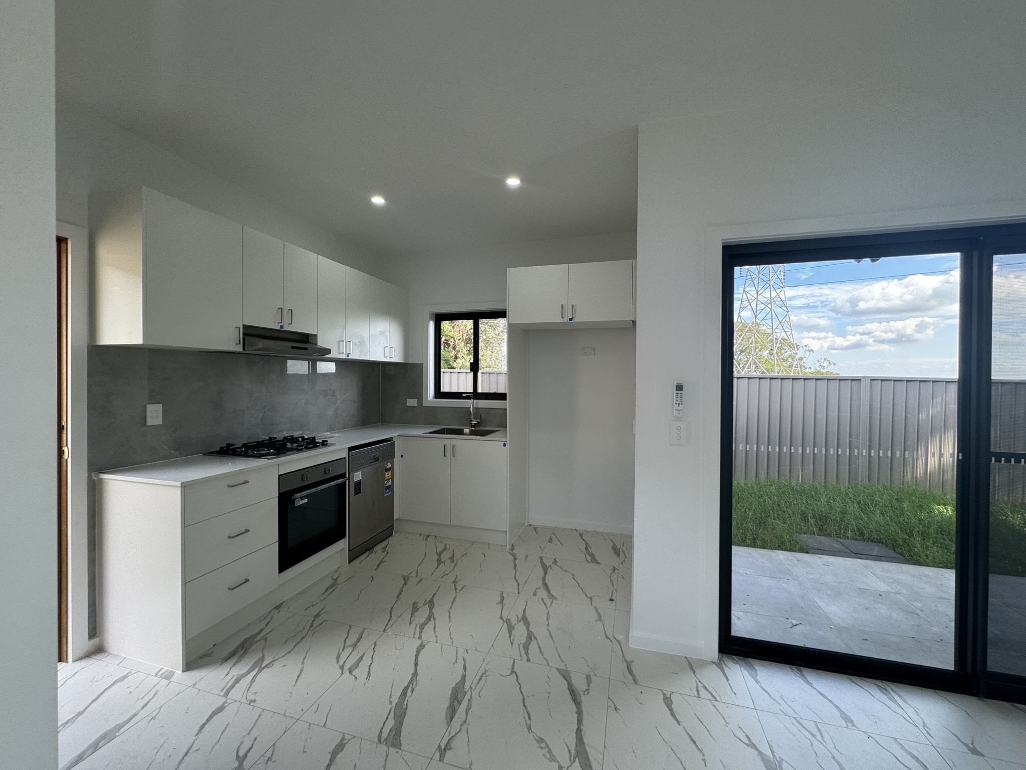 12A DERWENT PDE, BLACKTOWN NSW 2148, 0 ห้องนอน, 0 ห้องน้ำ, House