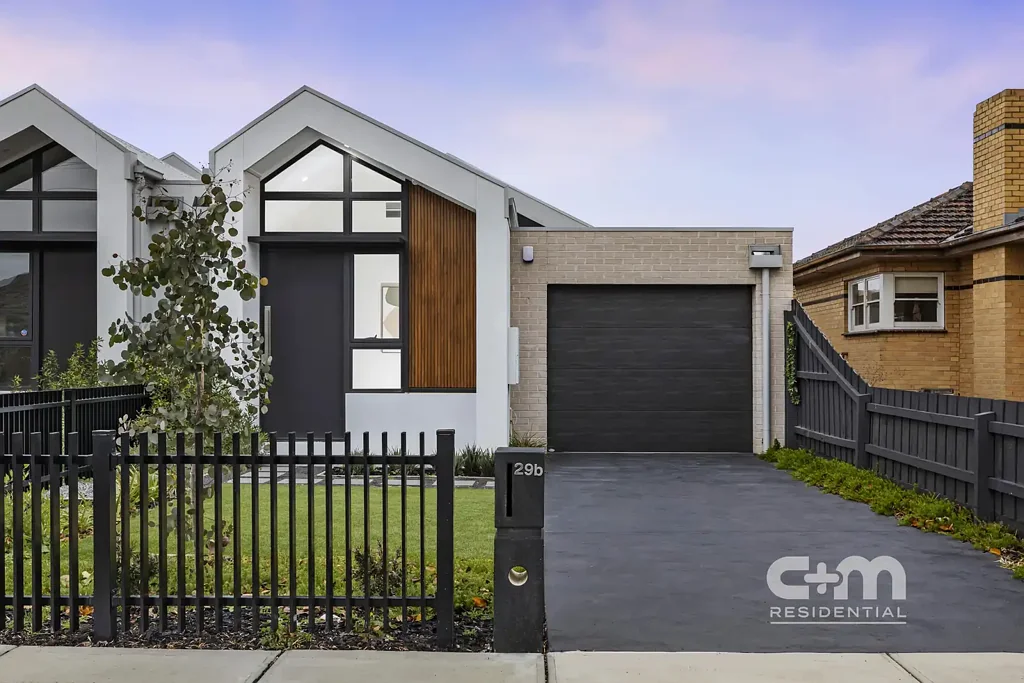 Glenroy 4침실 Where Effortless Elegance Takes Centre Stage!
