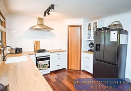 82 Telluride Street, Greenbushes