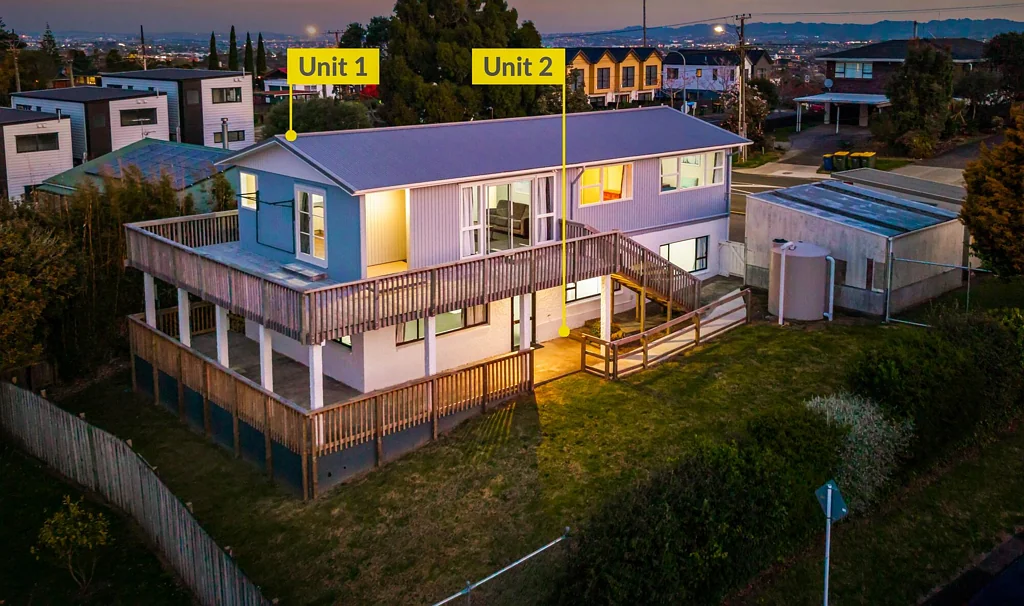 Massey 6침실 TWO HOMES, ONE SMART OPPORTUNITY