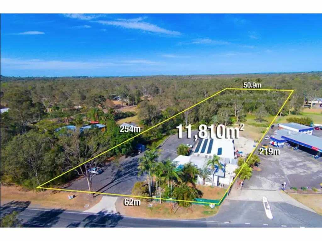 Wakerley 3ਬੈੱਡਰੂਮ HOUSE / STORAGE / OFFICES / COMMERCIAL ZONING