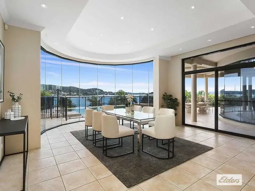 East Gosford 5Phòng ngủ Private resort style waterfront living with Jetty and Boathouses