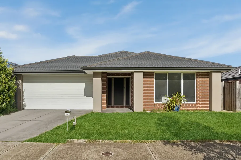 Mernda 4Habitaciones Family Living in a Well-Connected Mernda Setting