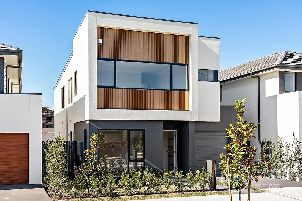 Freestanding 4-Bedroom Family Home in Georges Cove by Mirvac