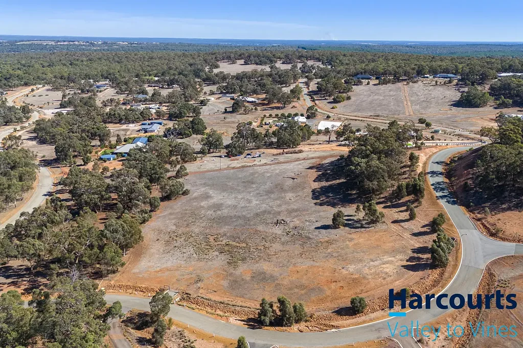 86 Wallaroo Drive, Chittering, WA 6084