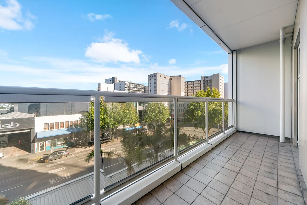 Auckland Central 2બેડરૂમ Secure Now, Move In July 2026