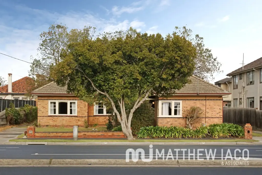Ormond 6Kwarto TWO HOMES, ONE TITLE PLUS, ONE BIG OPPORTUNITY!
