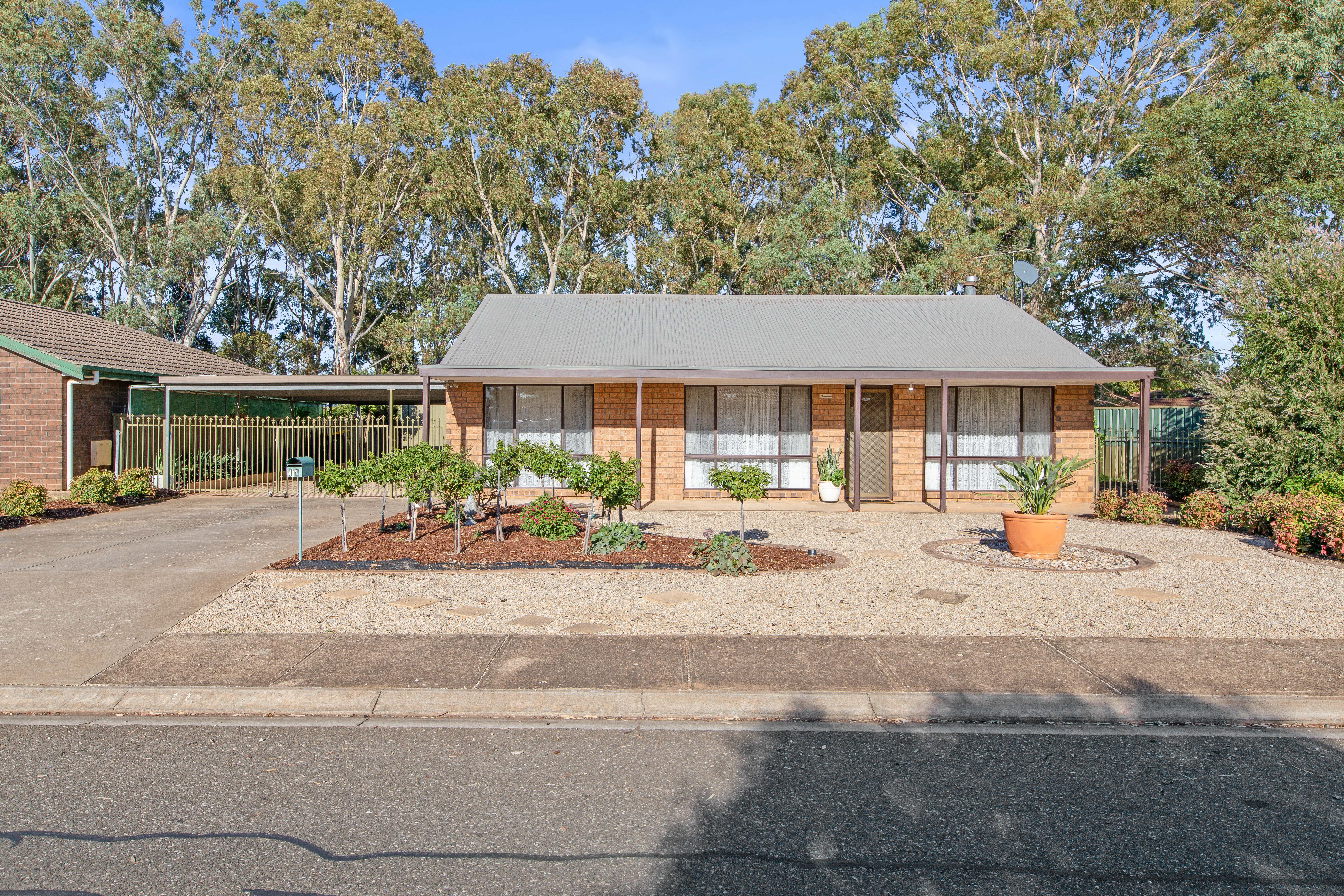 11 GREENFIELDS DR, ANDREWS FARM SA 5114, 0 Kuwarto, 0 Banyo, House