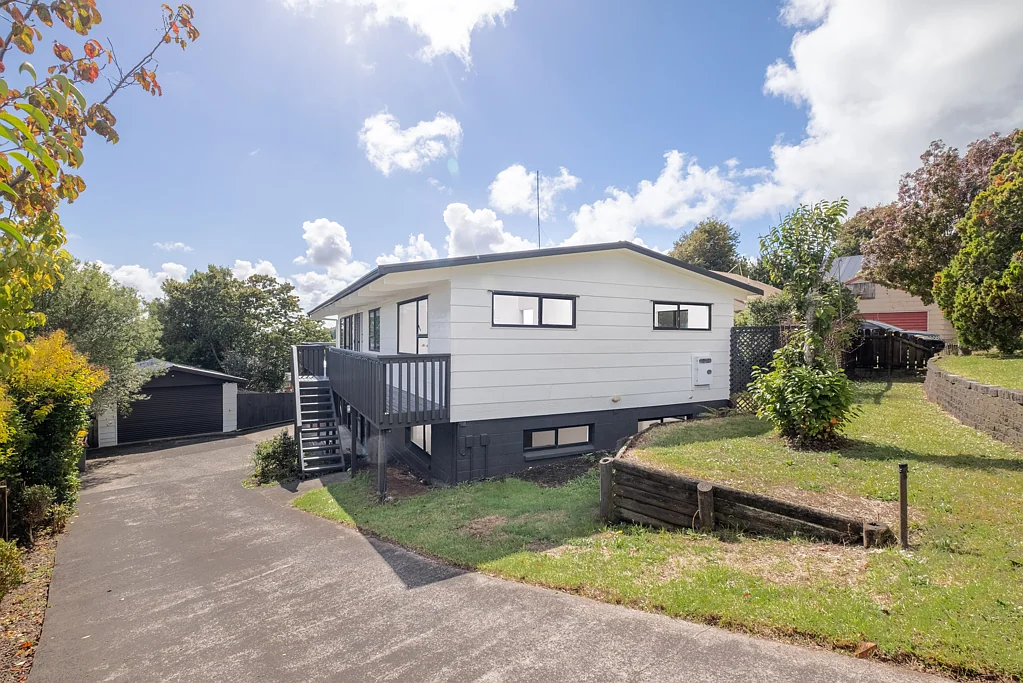 Red Hill 6房  Dual Income Opportunity with Views