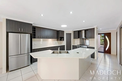 8 Briffney Street, Kirkwood, QLD 4680, 4 Schlafzimmer, 2 Badezimmer, House