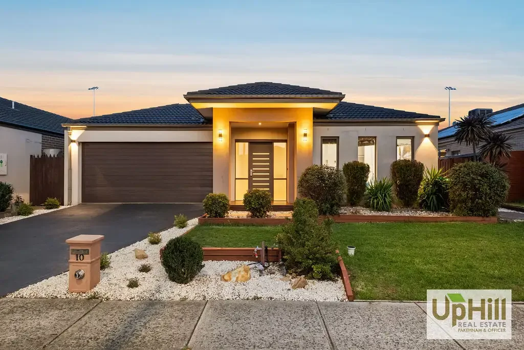 10 Celsius Drive, Cranbourne North, VIC 3977