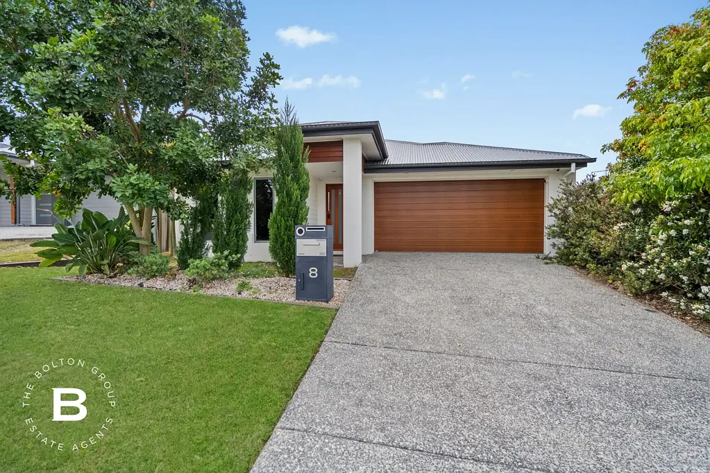 Bellbird Park 4 Slaapkamer The Sanctuary | Entertainer’s Dream with Pool, Style and Space