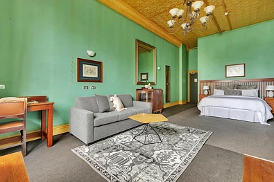 Spacious apartment with an unbeatable location