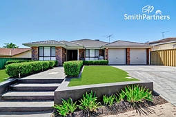 13 Coachhouse Drive, Gulfview Heights