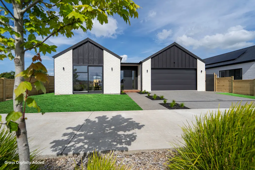 Cambridge 4房  Impressive New Build!