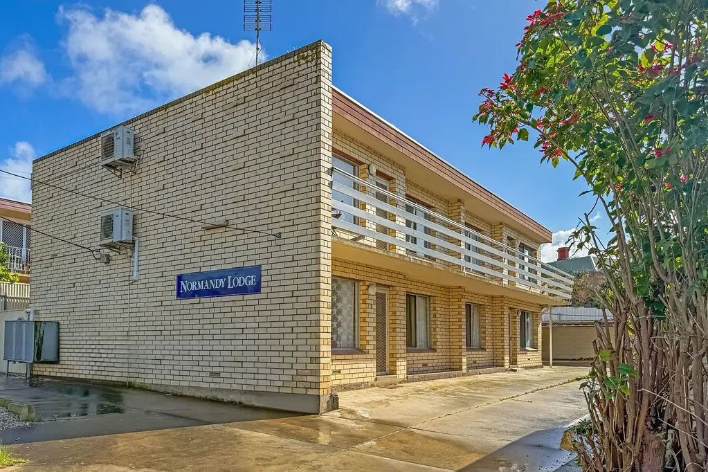Low-Maintenance Living in a Great Location