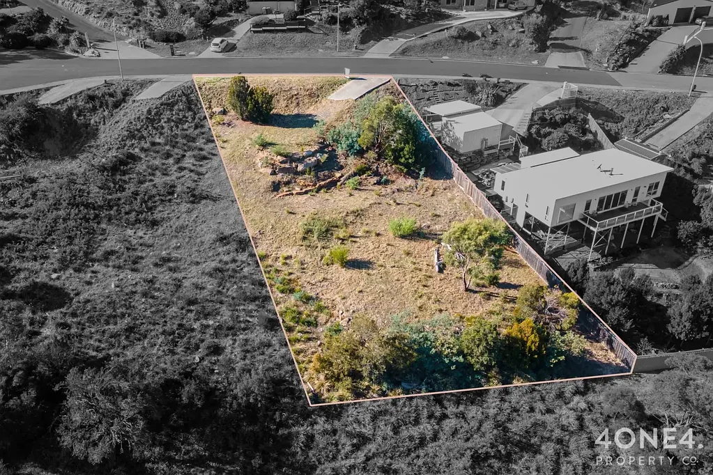 Old Beach  Affordable Land with Stunning Views