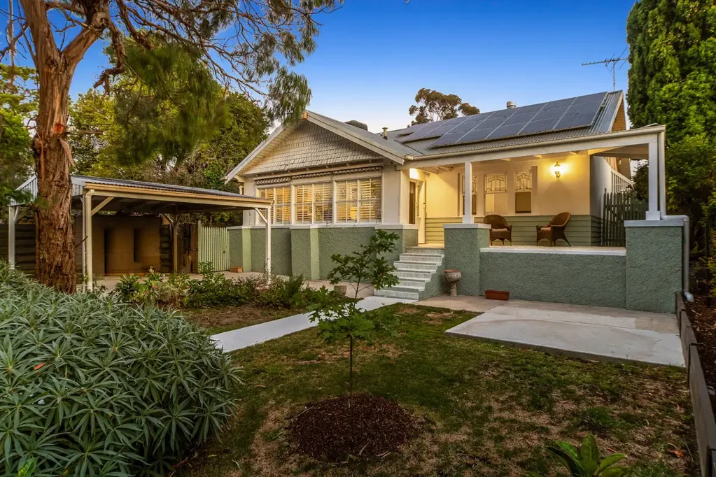 5 Autumn Crescent, Mount Eliza, VIC 3930
