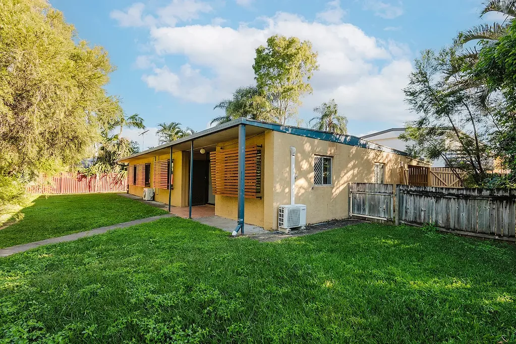Bald Hills 4部屋 Endless Potential in Bald Hills - Invest or Transform