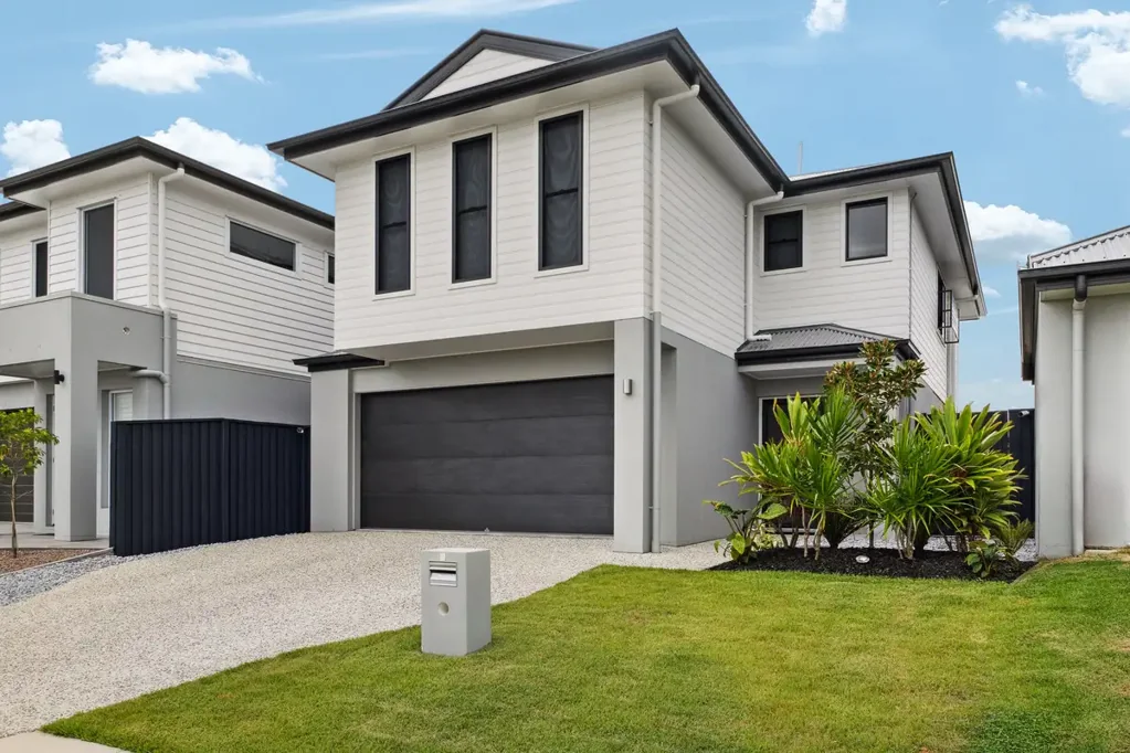 Palmview 4房  Stylish, Spacious & Move-In Ready – Presenting As New