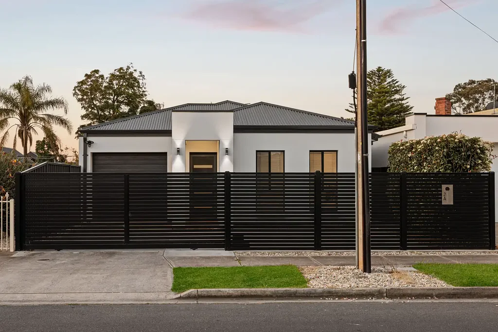 Ferryden Park 3Moenga Modern Ease With An Entertainer's Backyard!