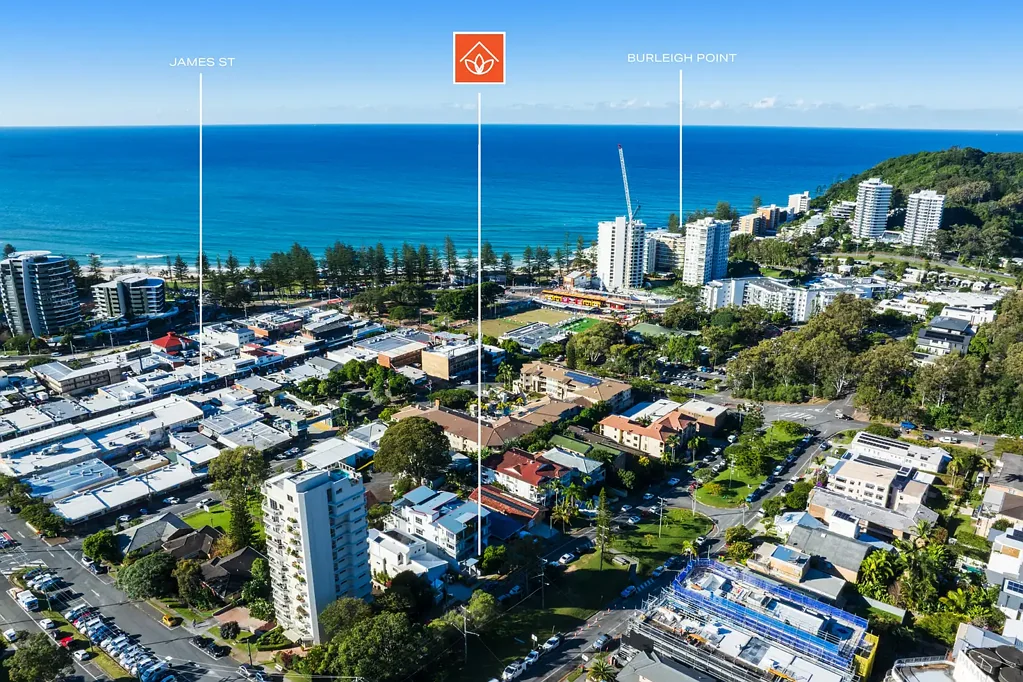 Burleigh Heads 3침실 3 BEDROOM APARTMENT ON BURLEIGH HILL