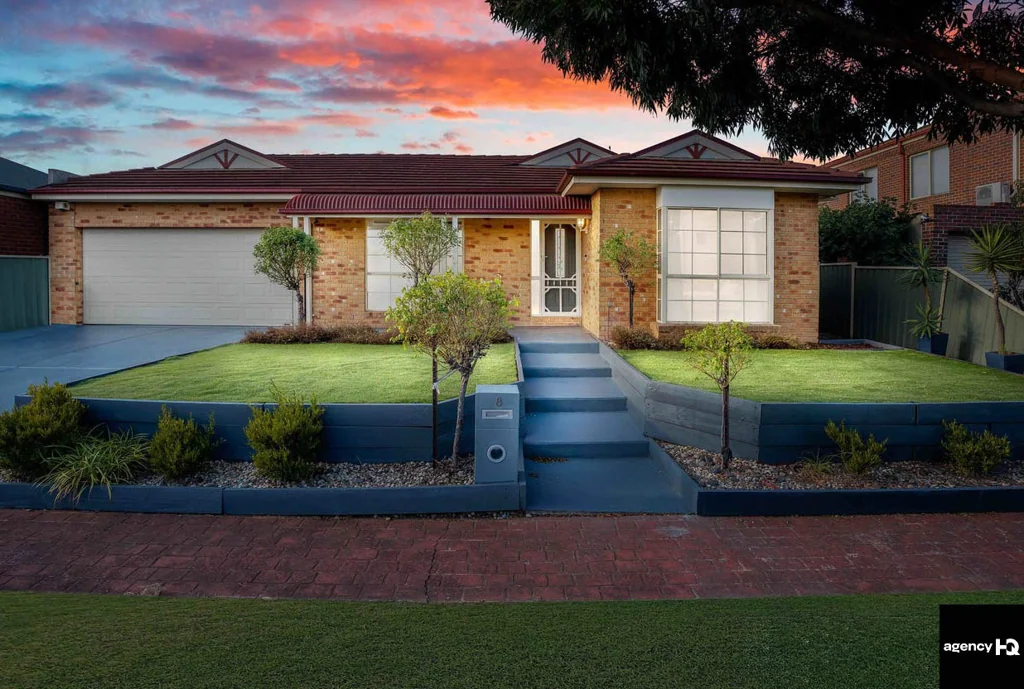 Stylish and Spacious Home in Point Cook