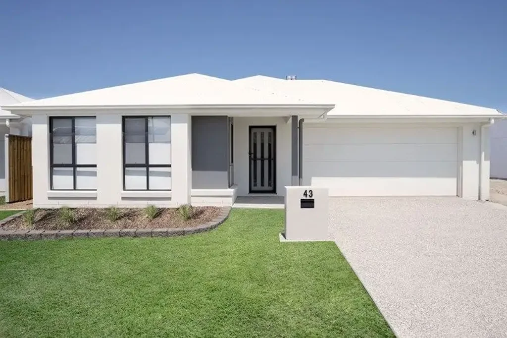 43 Adrian Cct, Nirimba