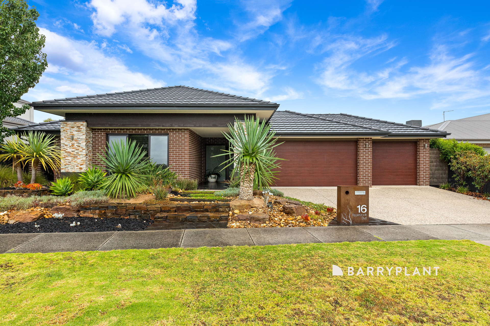 16 RIPPLEBROOK BVD, NARRE WARREN NORTH VIC 3804, 0 habitaciones, 0 baños, House