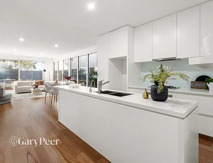 201/677 Glen Huntly Road, Caulfield, VIC 3162, 3房, 2浴, Apartment