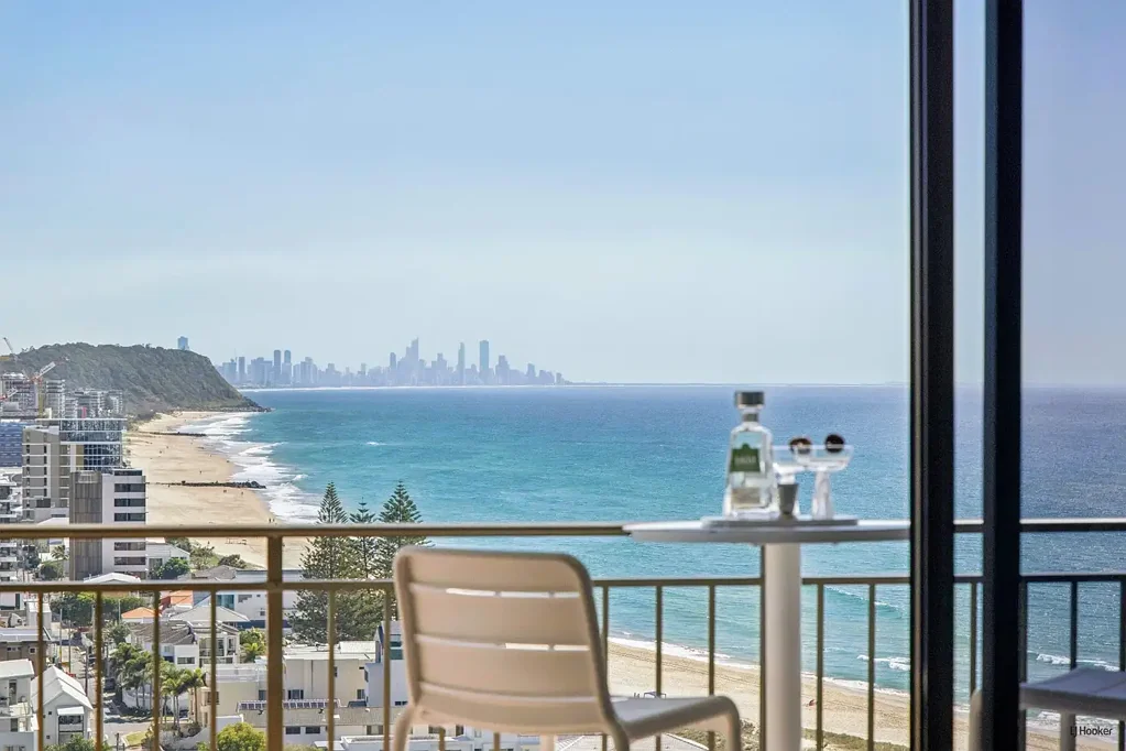 Palm Beach 2બેડરૂમ A View in Constant Motion. A Different Way to Live.