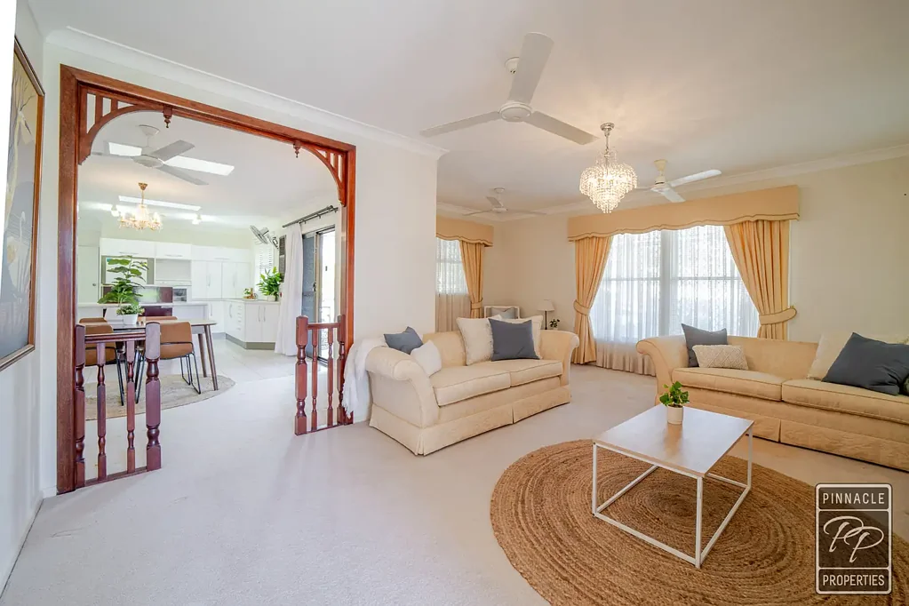 1 Minerva Court, Eatons Hill, QLD 4037