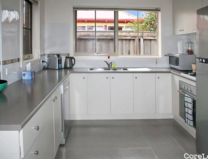 9/66 Forest Road South, Lara, Geelong, 3房, 2浴, Unit