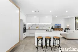 7/2-4 Livingstone Avenue, Baulkham Hills