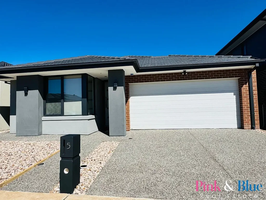 Brand New 4 Bedroom Family Home for Rent