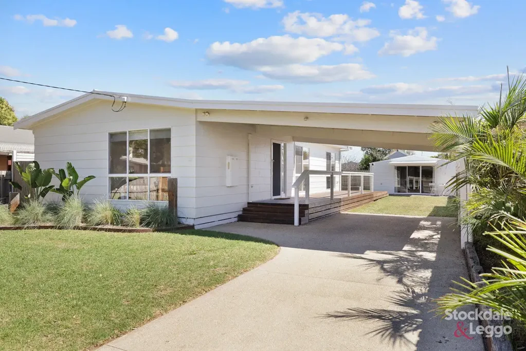 22 Lansell Road, Cowes, VIC 3922