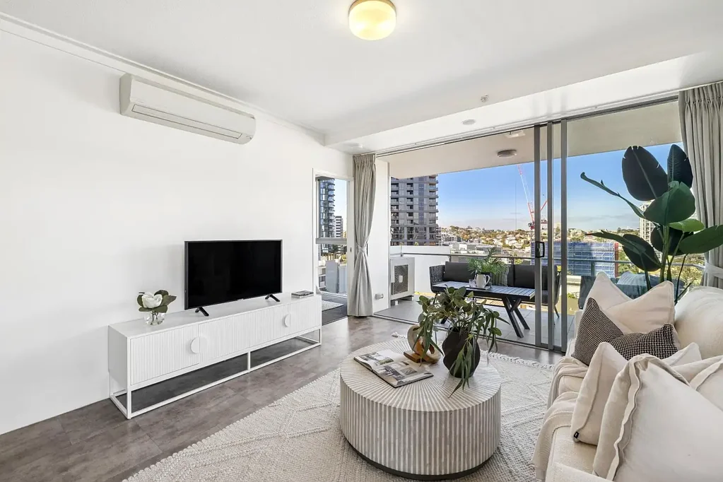 South Brisbane 2Zimmer Corner Position, State High Catchment & Unbeatable South Brisbane Lifestyle